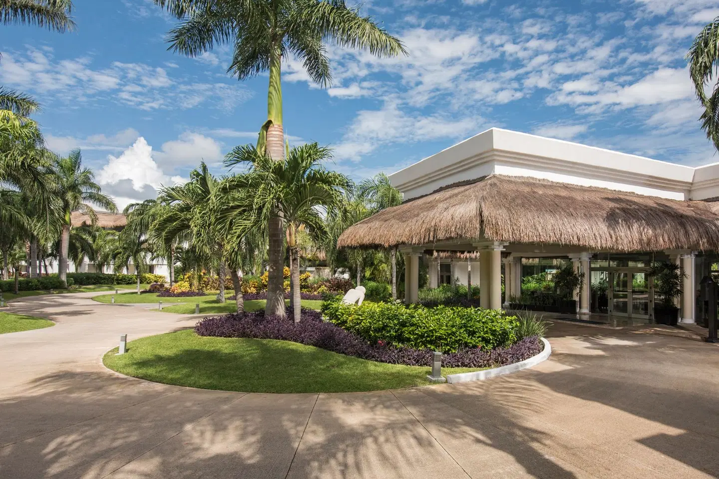 Grand Riviera Princess EXTERIOR