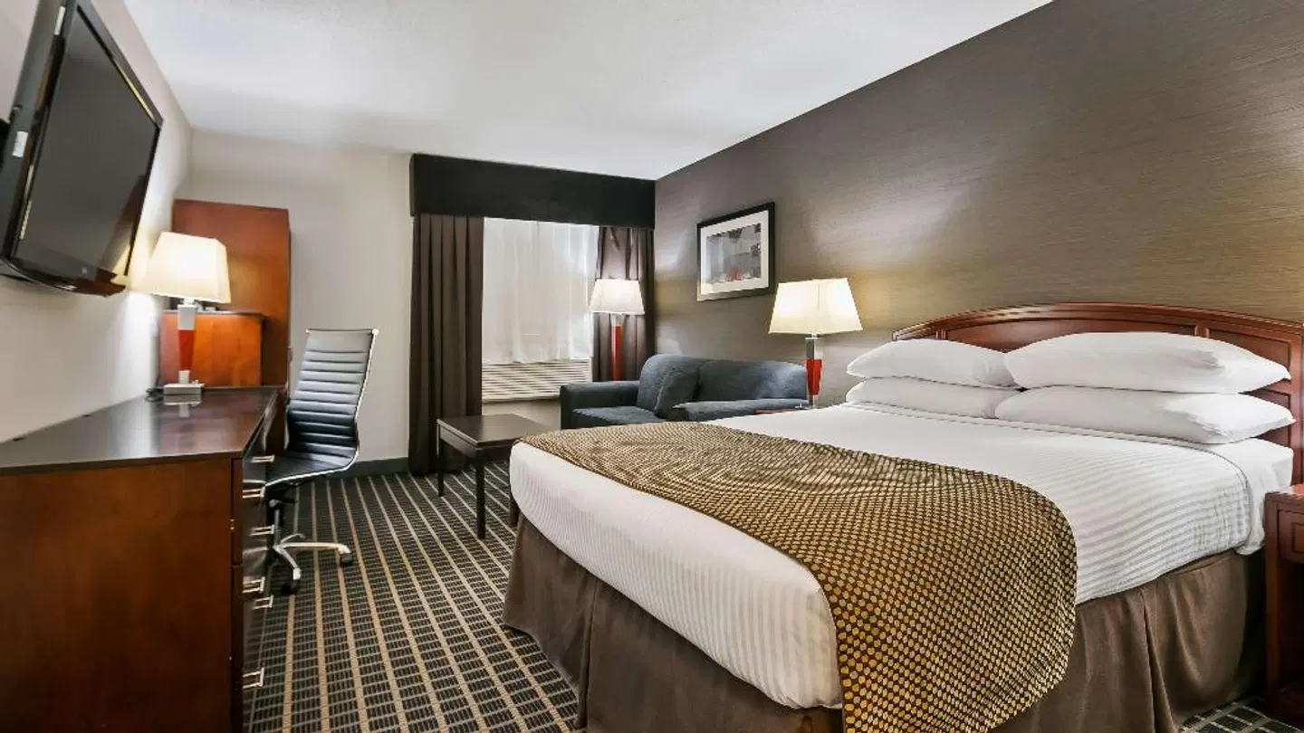 Best Western Airport Inn ROOM_EXAMPLE