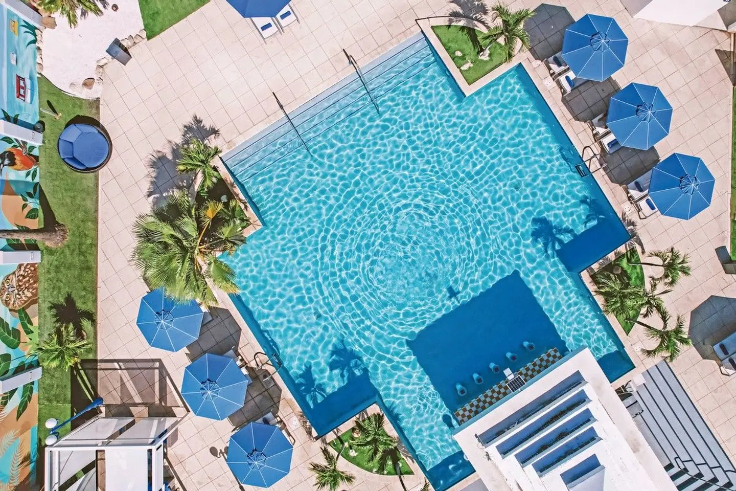 TRYP by Wyndham Aruba OUTDOOR_POOL