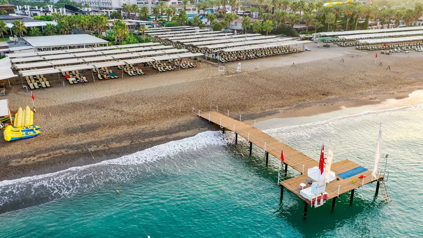 Crystal Waterworld Aqua Collection Strand