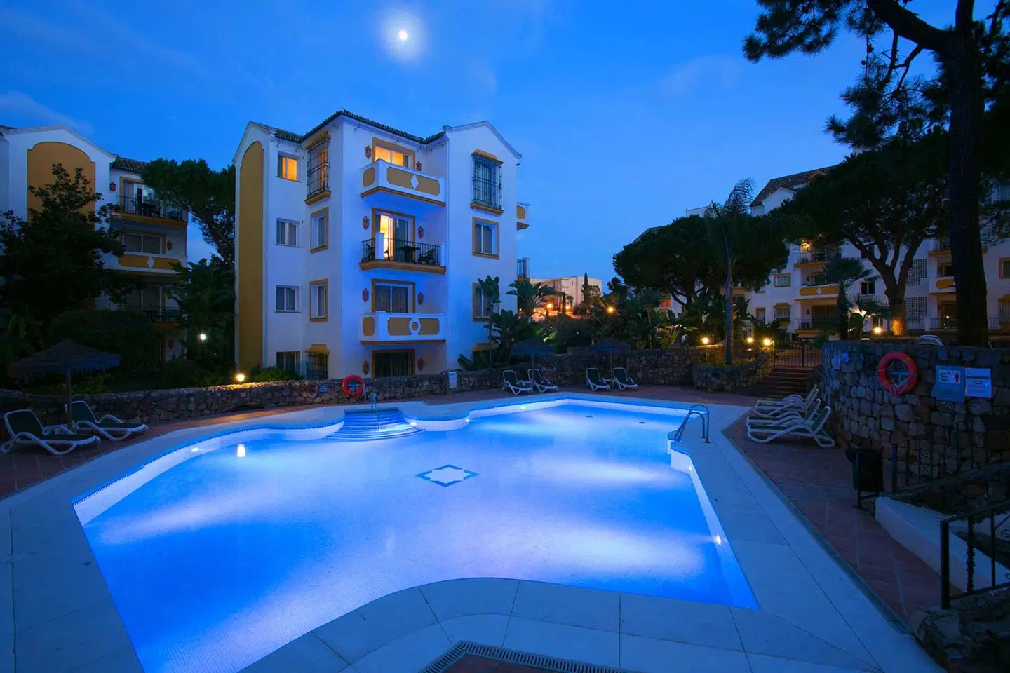 Ona Alanda Club Marbella OUTDOOR_POOL