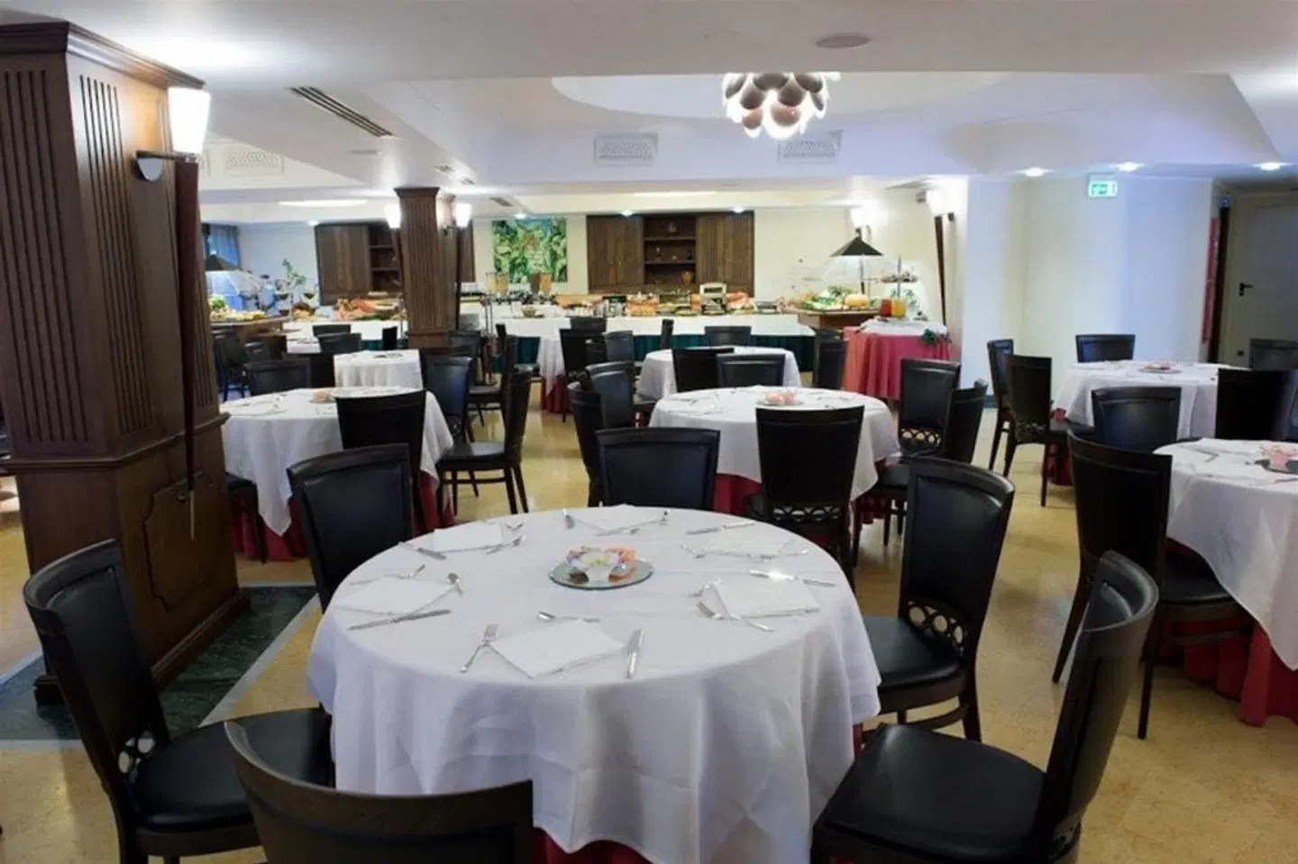Artemis Hotel Restaurant