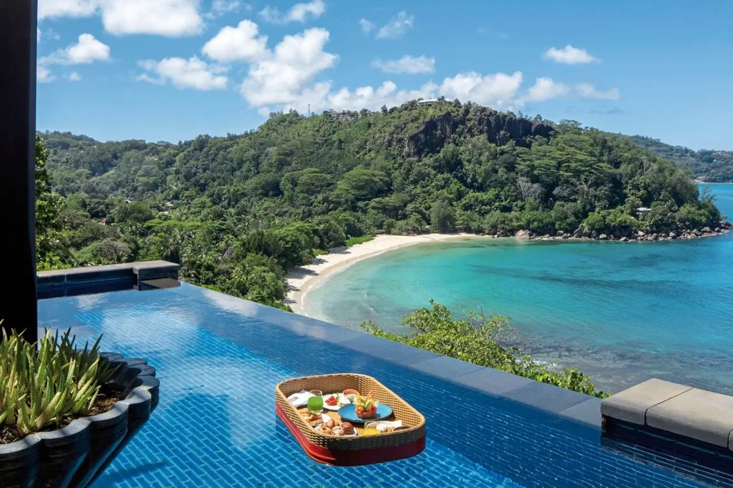 Anantara MAIA Seychelles Villas OUTDOOR_POOL
