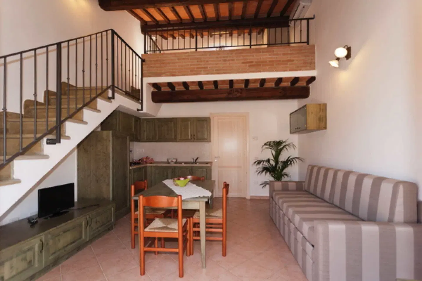 Borgo Verde ROOM_EXAMPLE