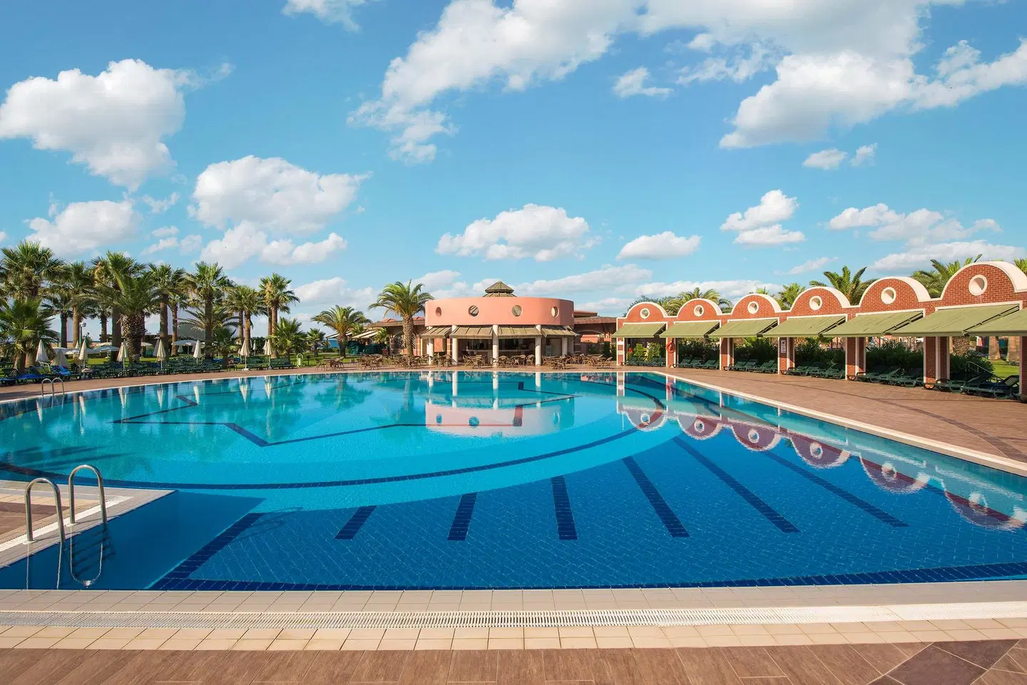 Megasaray Club Belek OUTDOOR_POOL