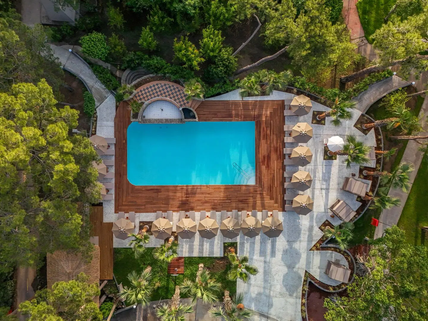 Balmy Foresta OUTDOOR_POOL