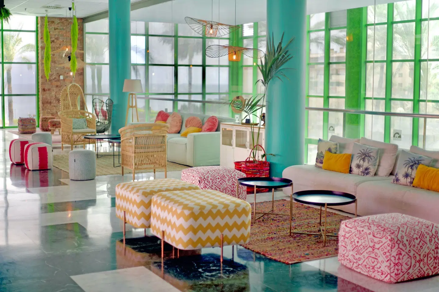 Holiday World Riwo LOUNGE_LOBBY