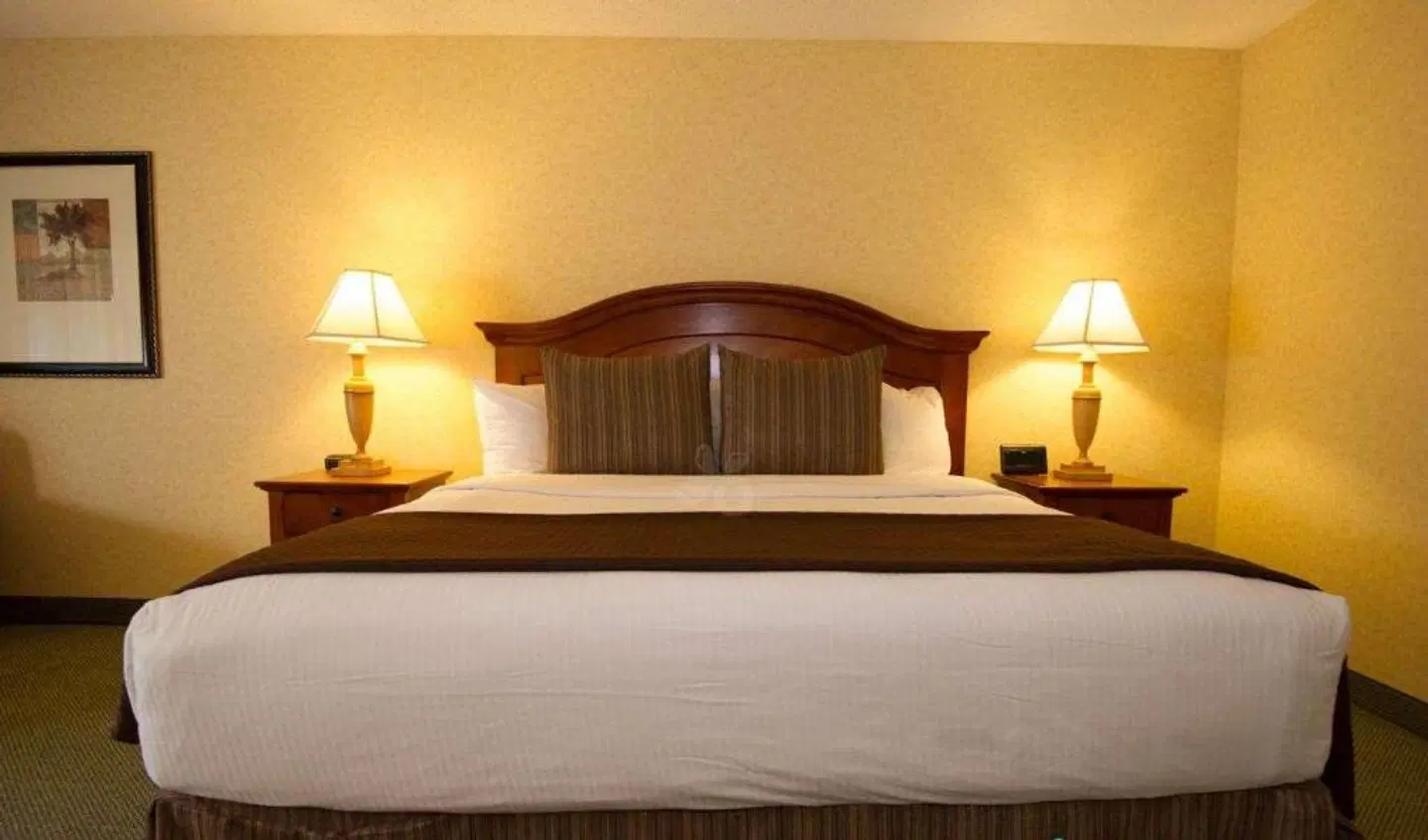 Red Lion Hotel Port Angeles Harbor ROOM_EXAMPLE