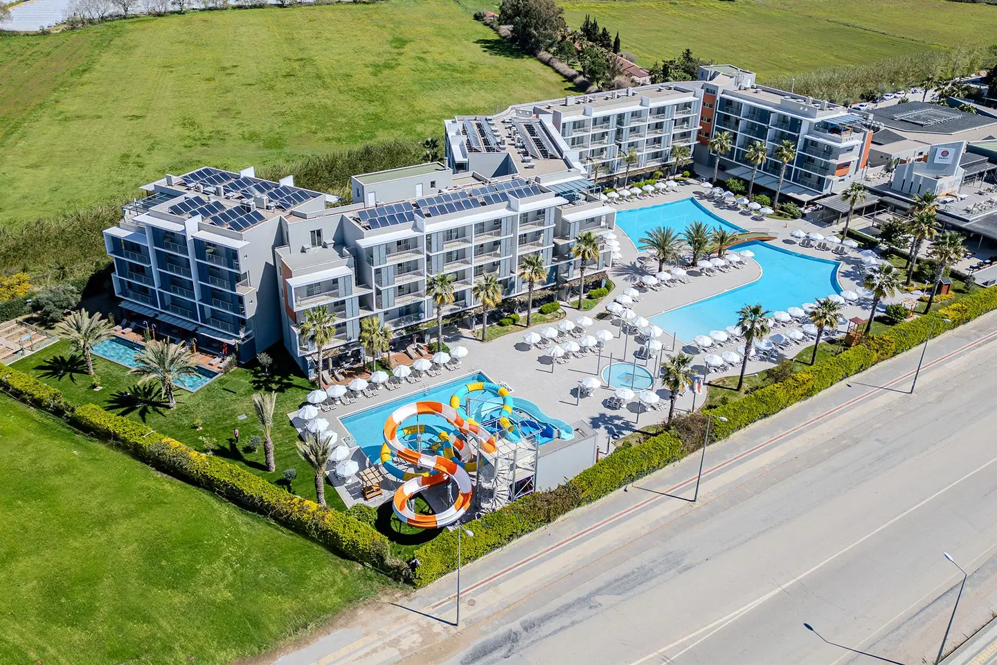 Barut Goia EXTERIOR