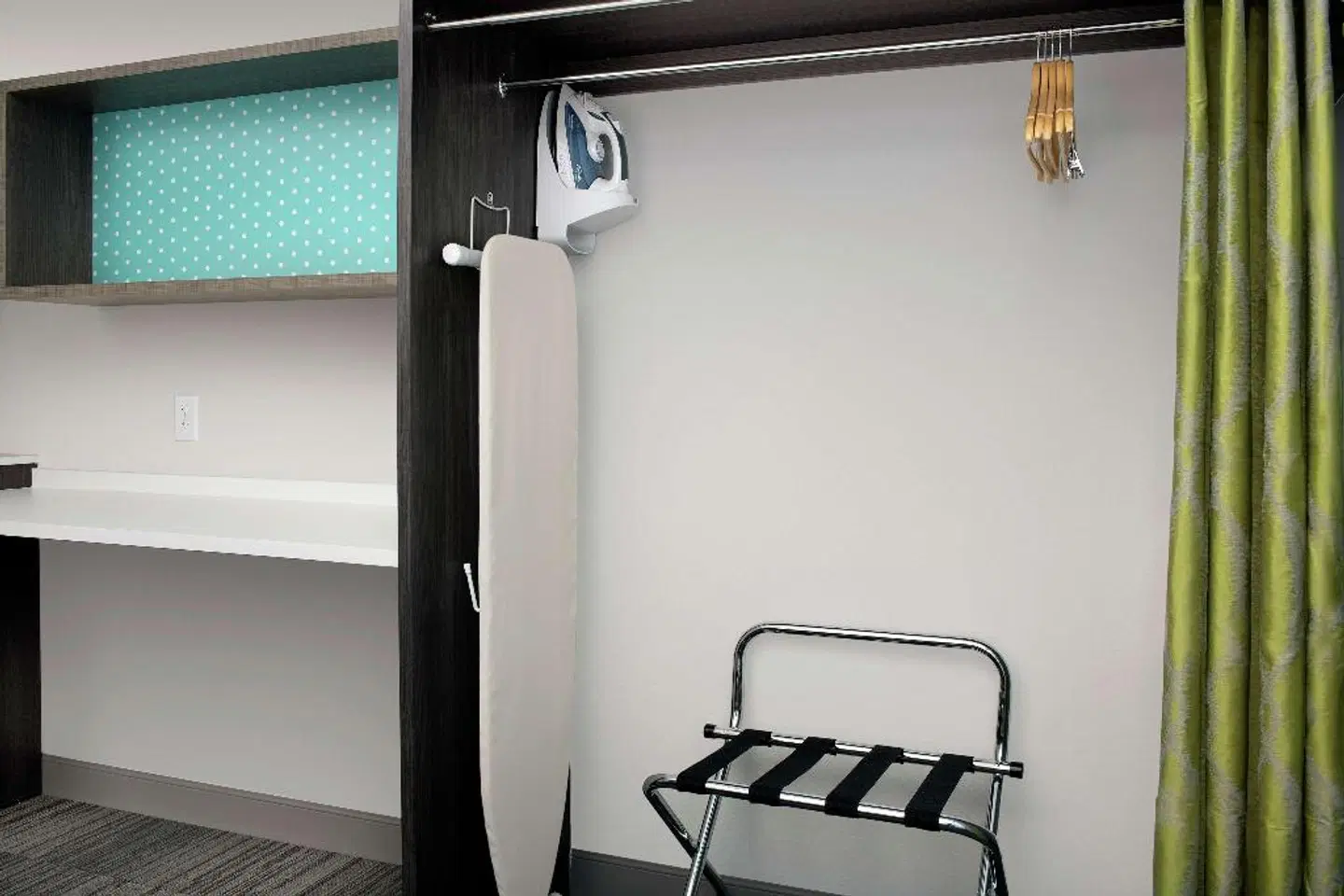 Home2 Suites by Hilton Phoenix Airport South ROOM_EXAMPLE