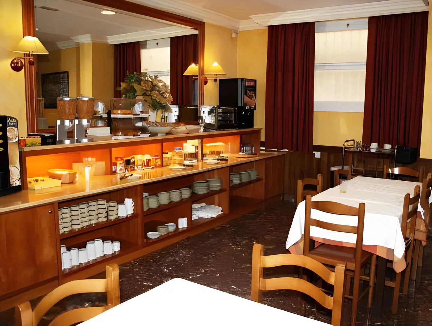 Los Angeles Restaurant