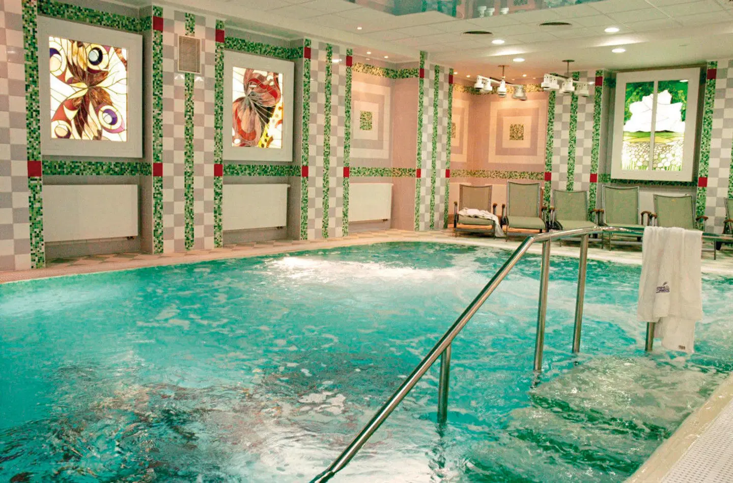 Ensana Butterfly Health Spa Hotel Hallenbad