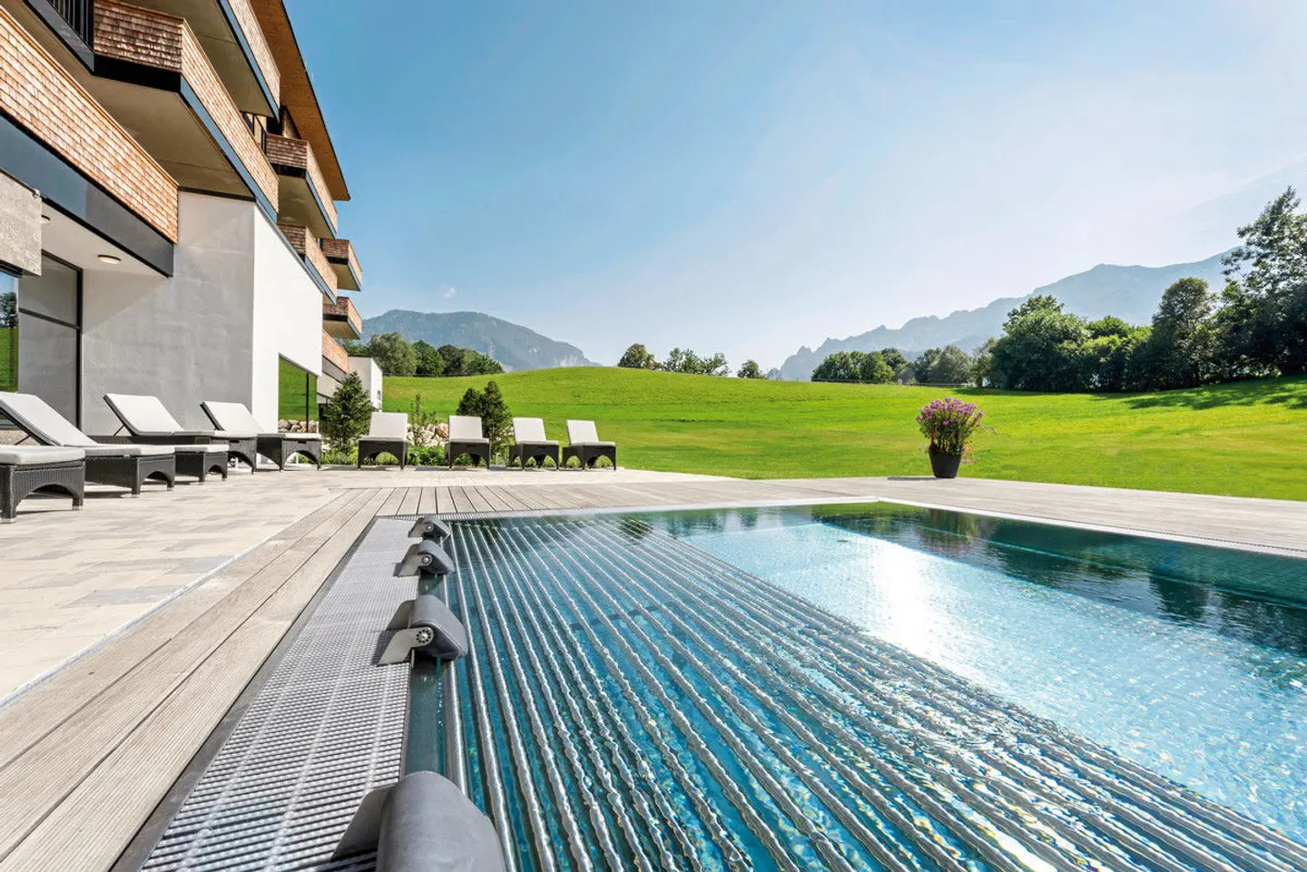 Klosterhof - Alpine Hideaway & Spa OUTDOOR_POOL