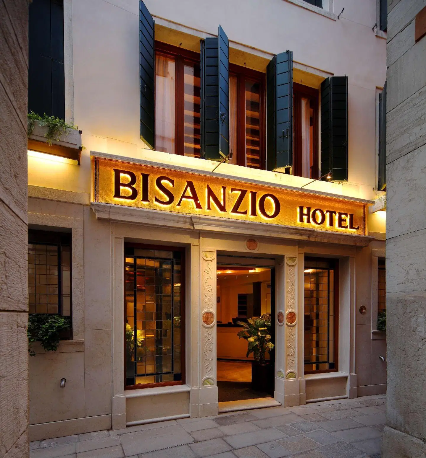 Hotel Bisanzio EXTERIOR