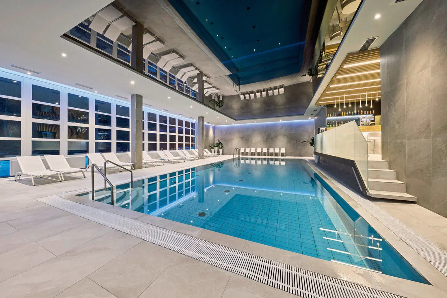 Wellness Hotel Svornost Hallenbad