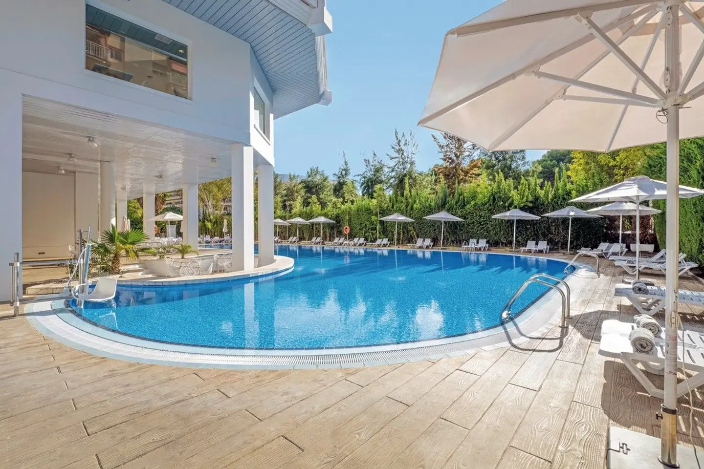 Ponient Pirámide Salou by PortAventura World OUTDOOR_POOL