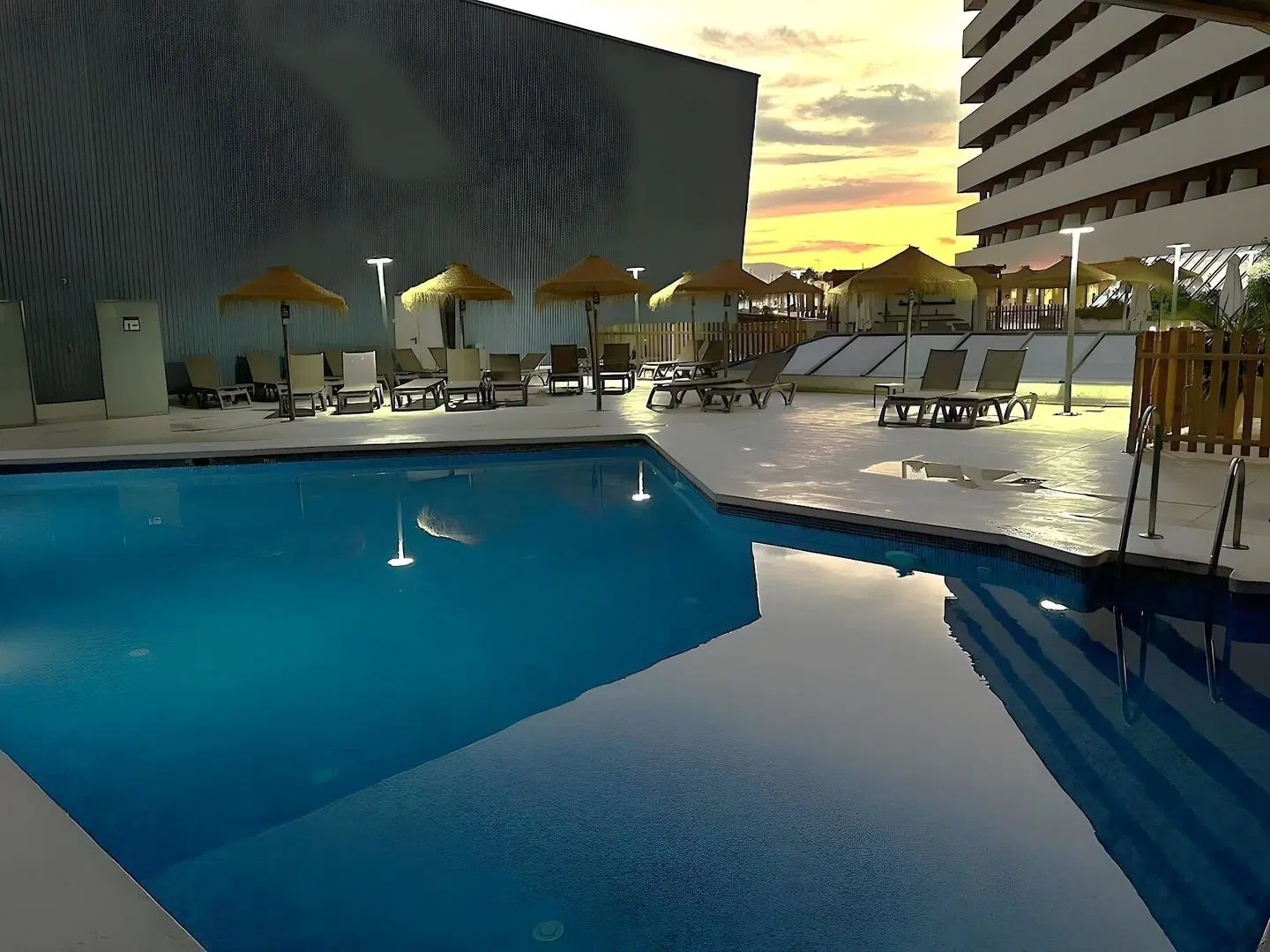 Ohtels Campo De Gibraltar OUTDOOR_POOL