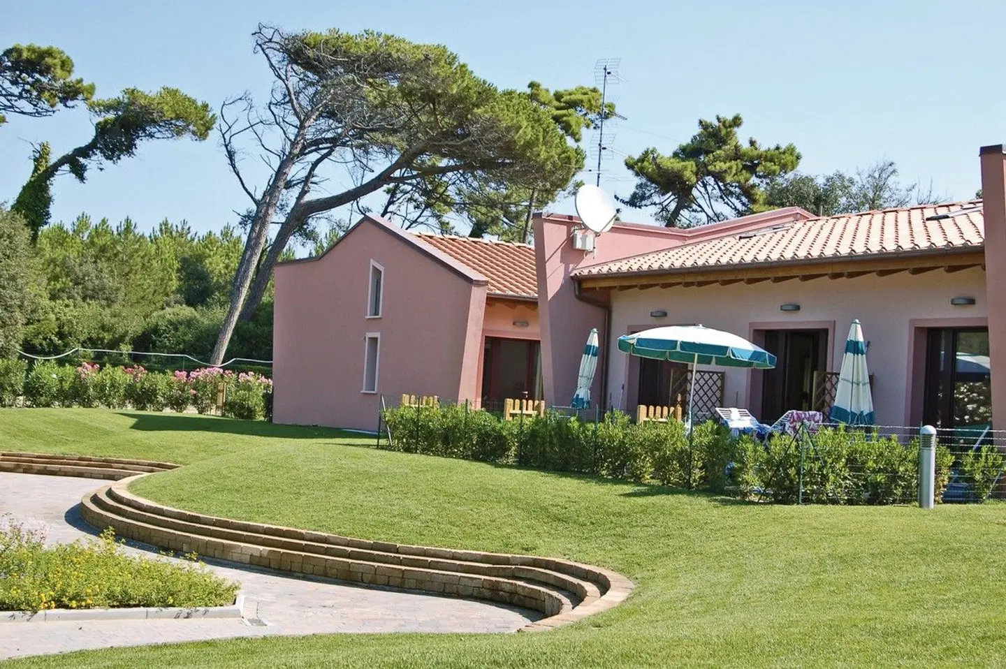 Residence Miramare EXTERIOR