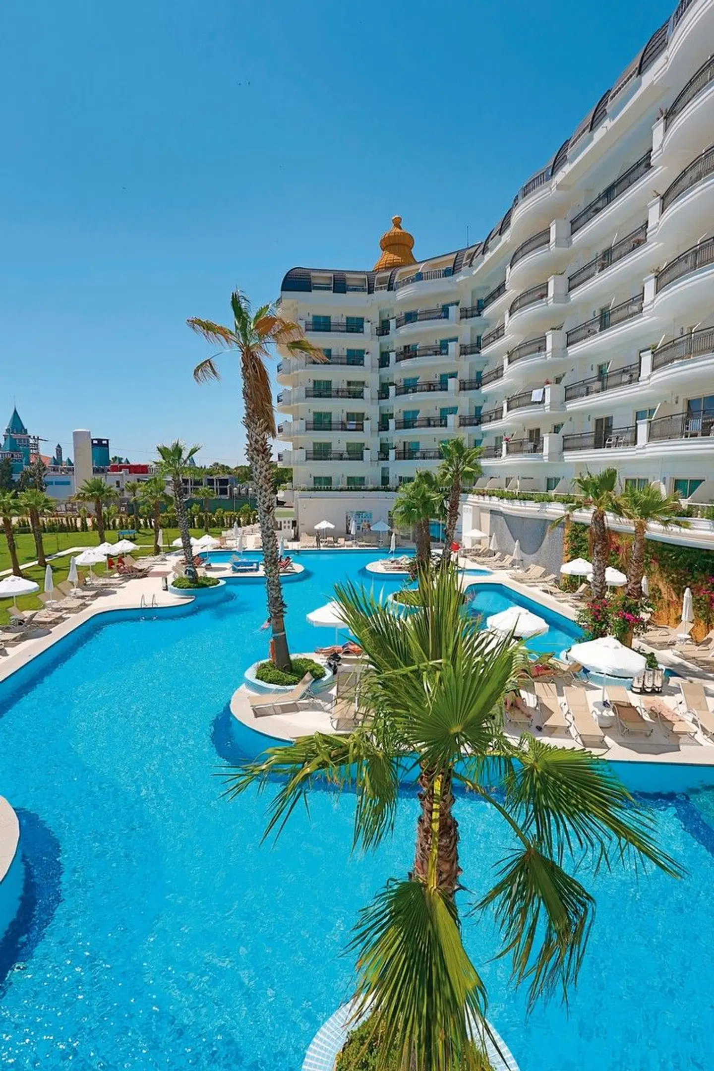 Asteria Bloom Side OUTDOOR_POOL