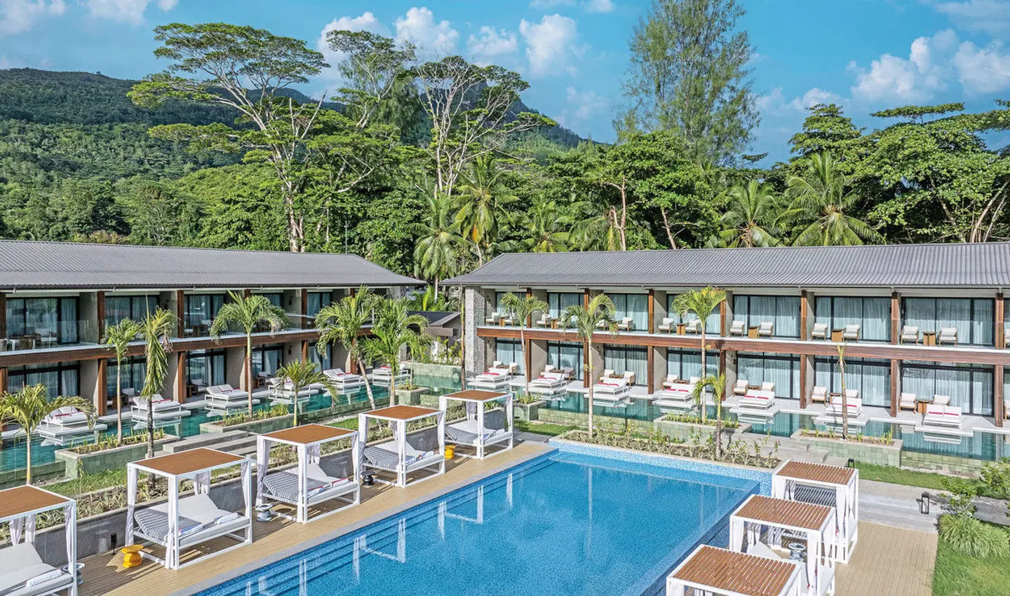 Avani+ Barbarons Seychelles OUTDOOR_POOL