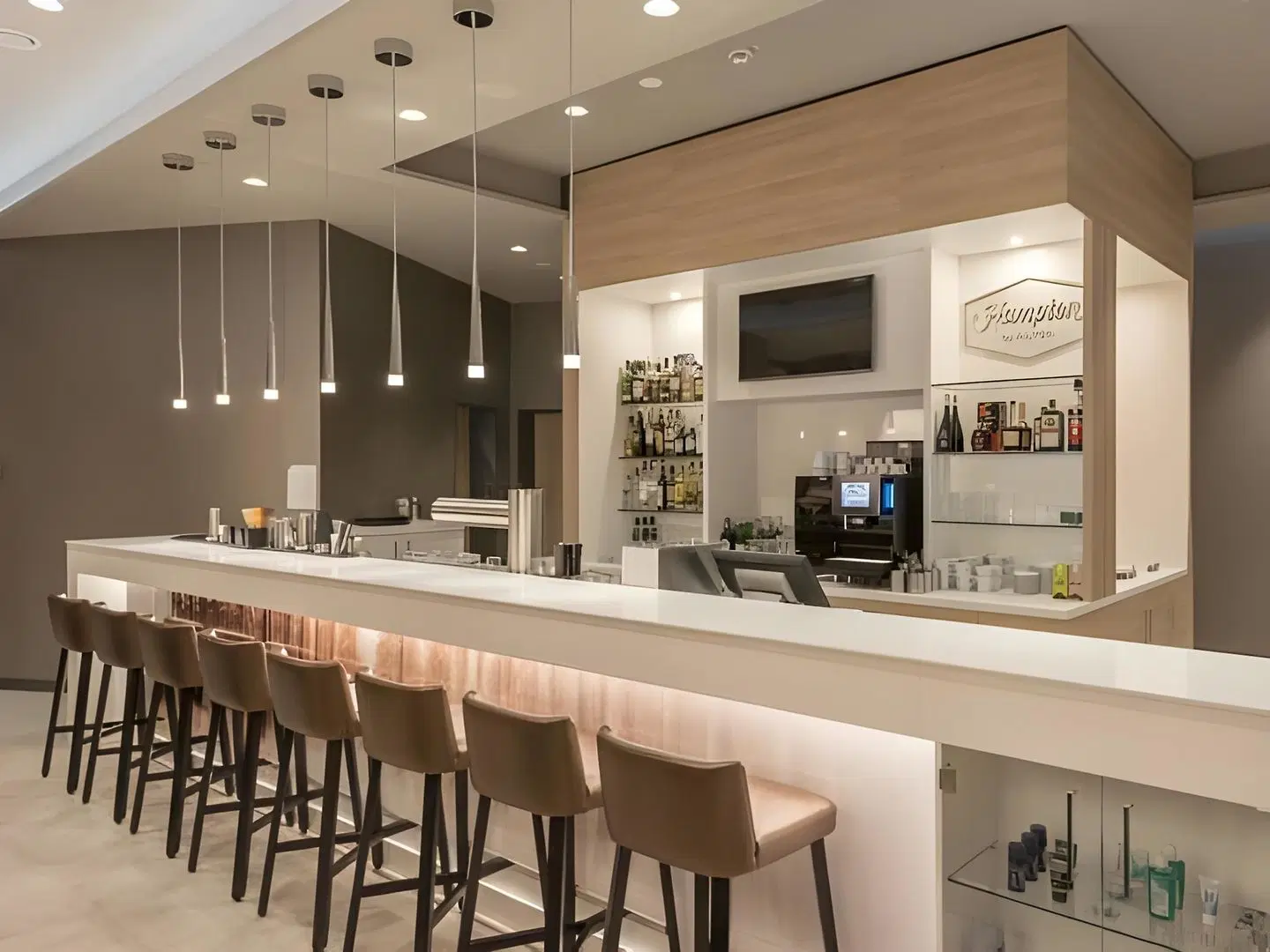 Hampton by Hilton Freiburg Bar