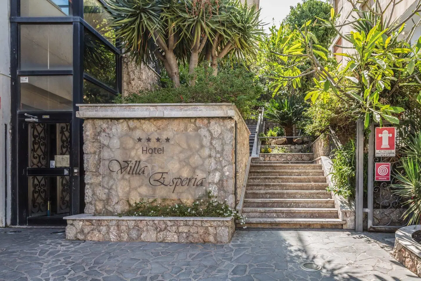 Villa Esperia Garten