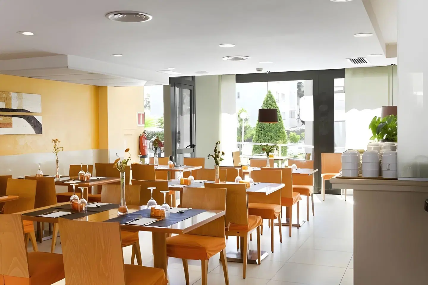 Atenea Park Suites & Apartments Restaurant