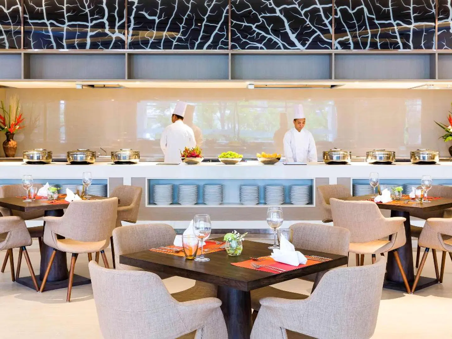 Novotel Phuket Phokeethra Hotel Restaurant