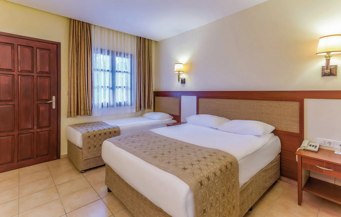 Özlem Garden ROOM_EXAMPLE