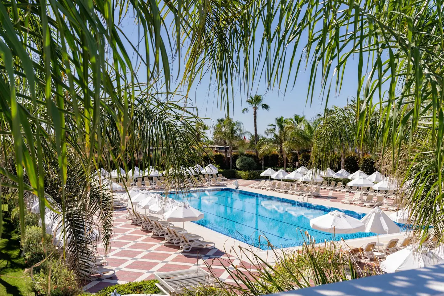 Royal Taj Mahal OUTDOOR_POOL