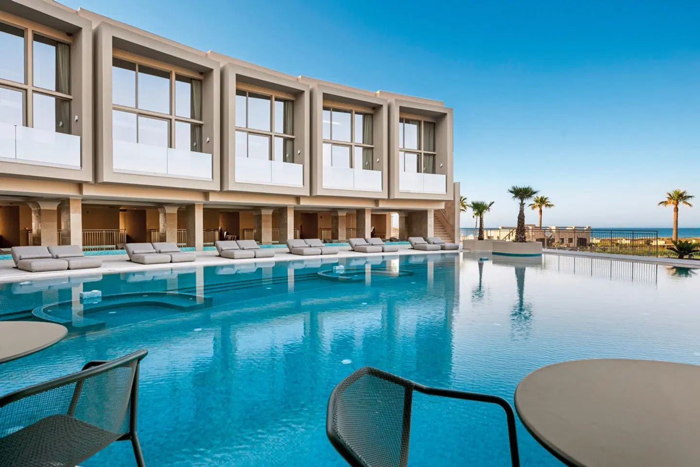 Ventale Island Breeze Resort OUTDOOR_POOL