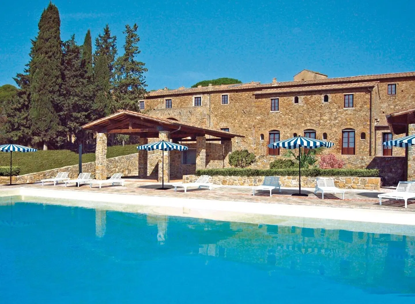 Antico Borgo Casalappi OUTDOOR_POOL