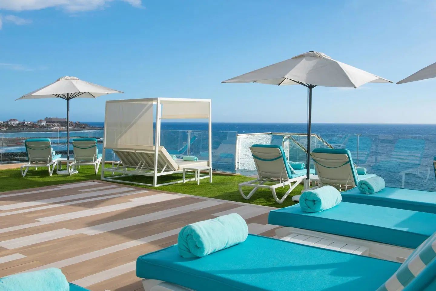 Iberostar Waves Bouganville Playa OUTDOOR_POOL