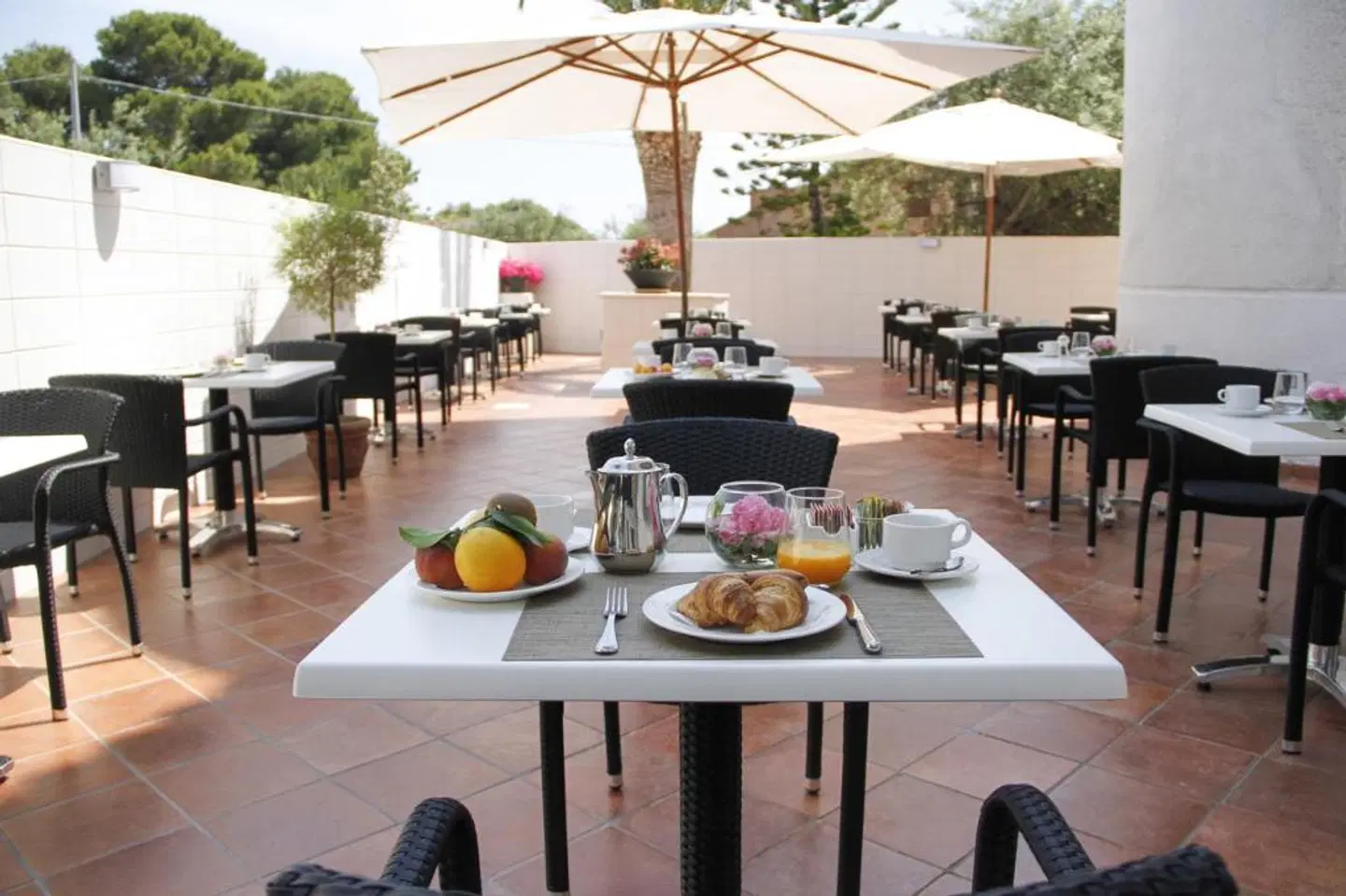 Baia Del Capitano Terrasse