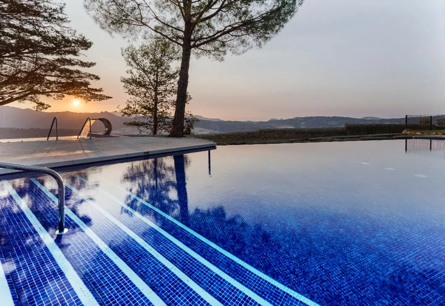 Catalonia Reina Victoria OUTDOOR_POOL