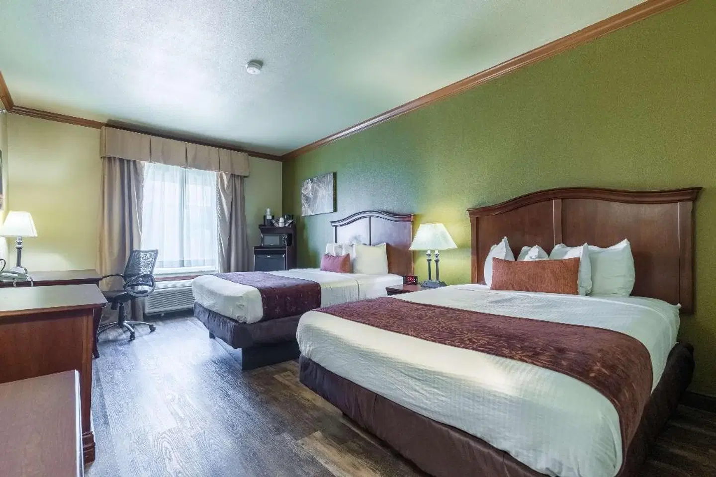 Best Western Plus Northshore Inn ROOM_EXAMPLE