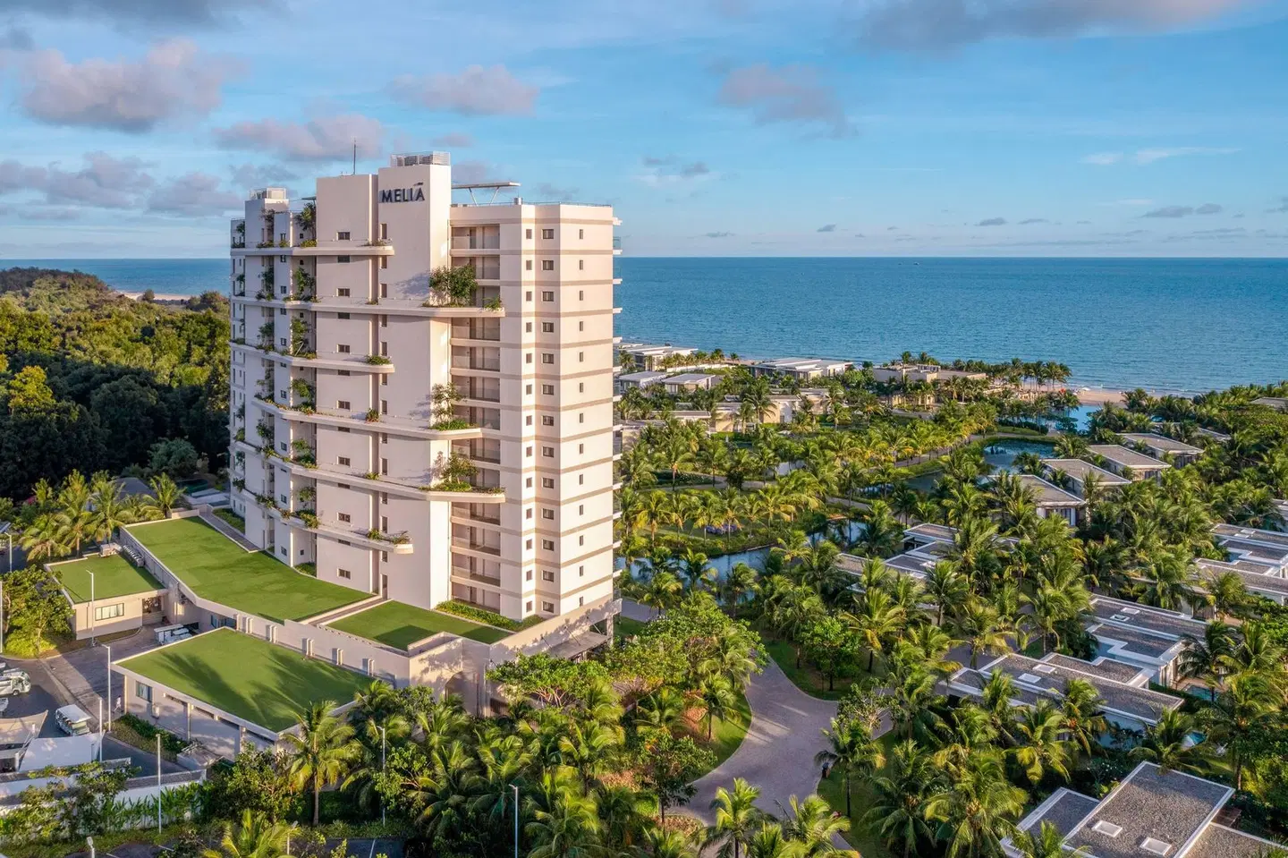 Meliá Ho Tram Beach Resort EXTERIOR