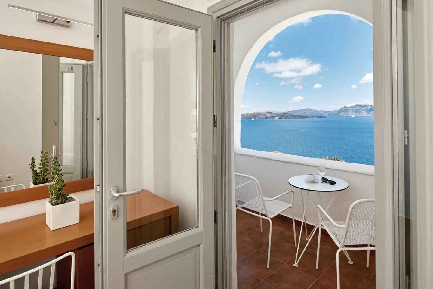 Santorini View Hotel by Highlight BATHROOM