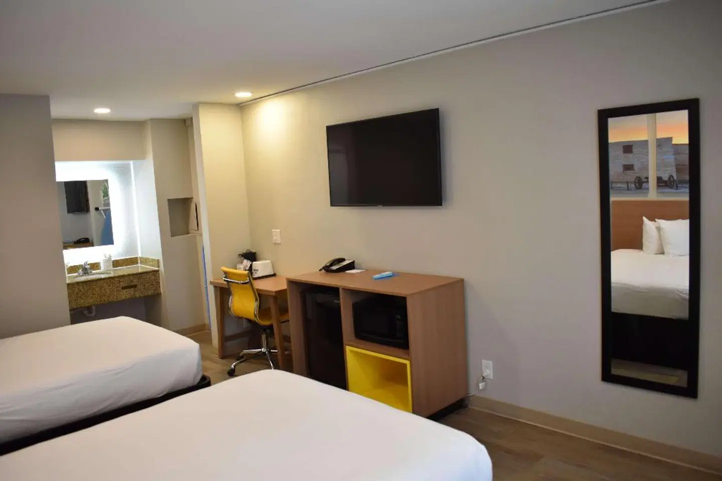 Days Inn by Wyndham San Antonio Alamo/Riverwalk ROOM_EXAMPLE