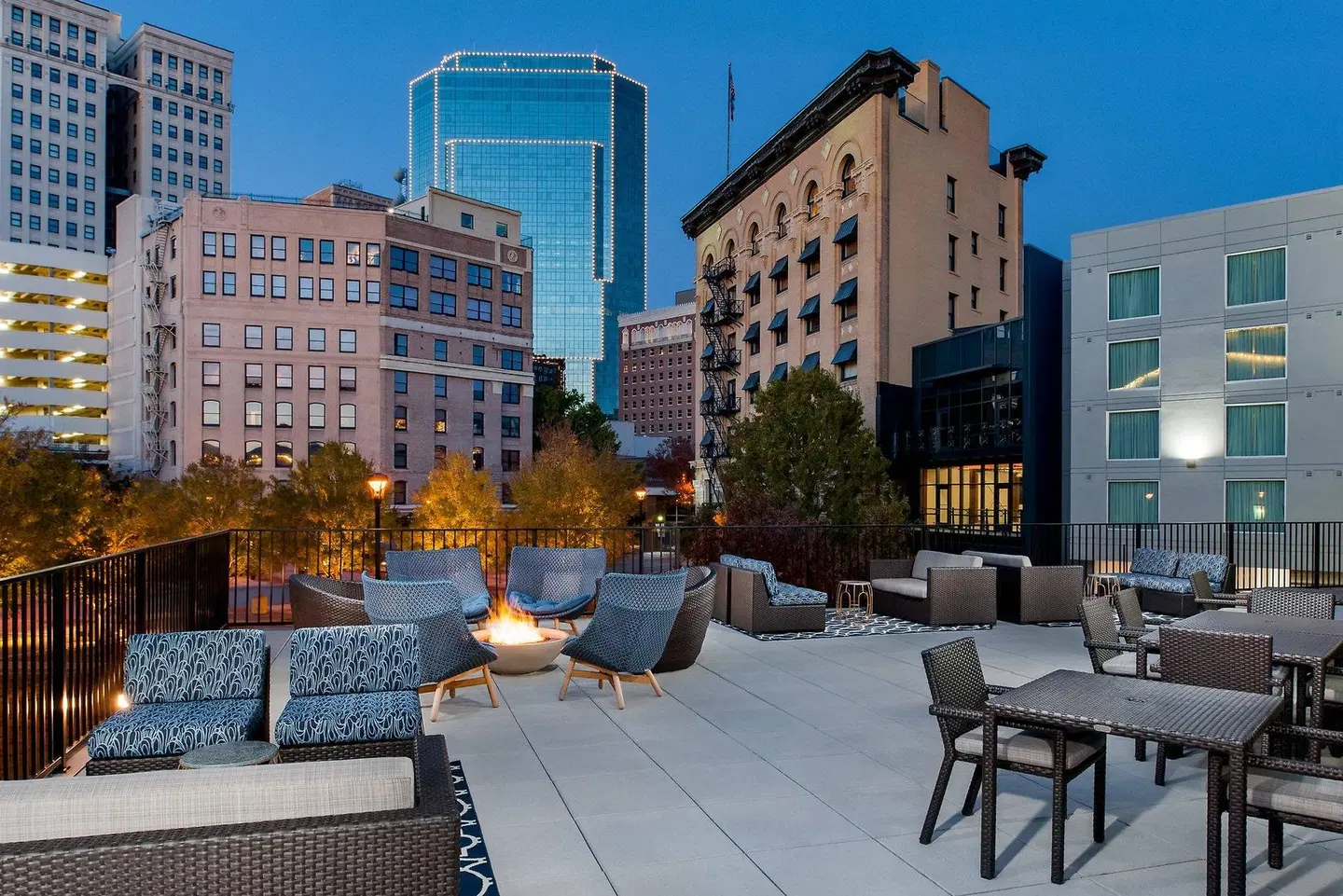 Fairfield Inn & Suites by Marriott Fort Worth Downtown/Convention Center Terrasse