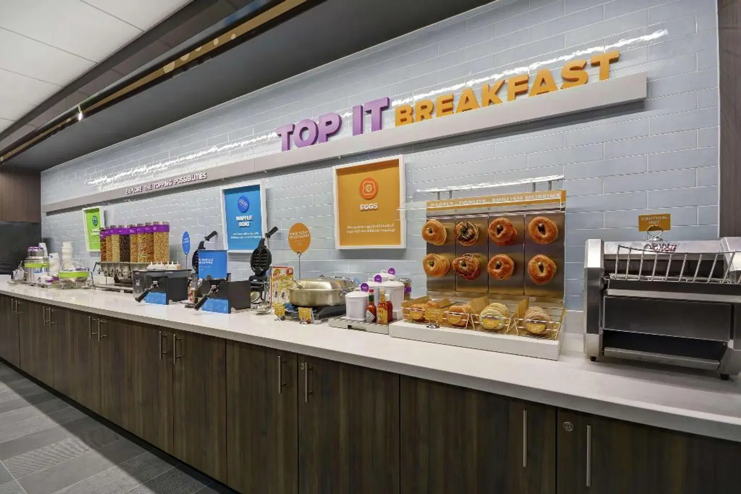 Tru by Hilton Fort Worth Fossil Creek Bar