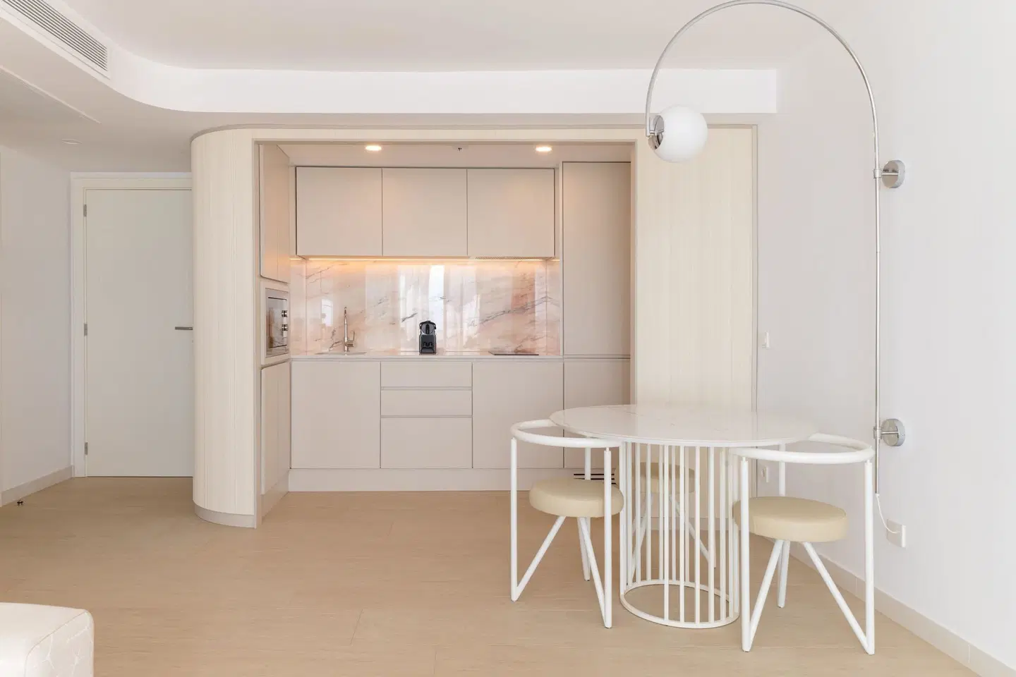 Plus Fariones Habitat ROOM_EXAMPLE