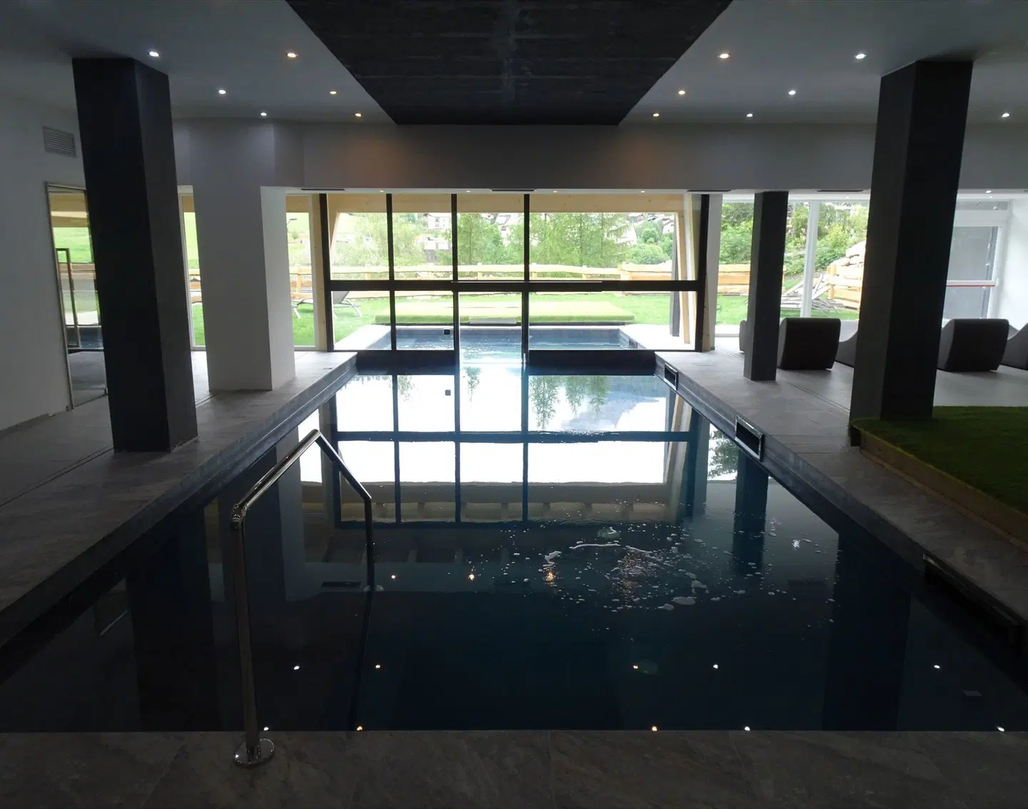 Active Alm Moena Hallenbad