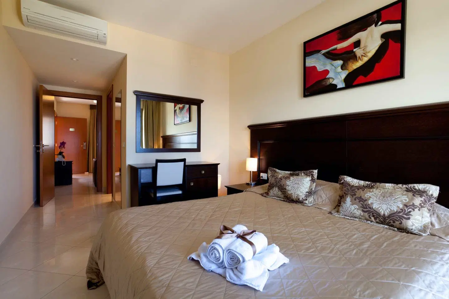 Blue Waves Resort ROOM_EXAMPLE