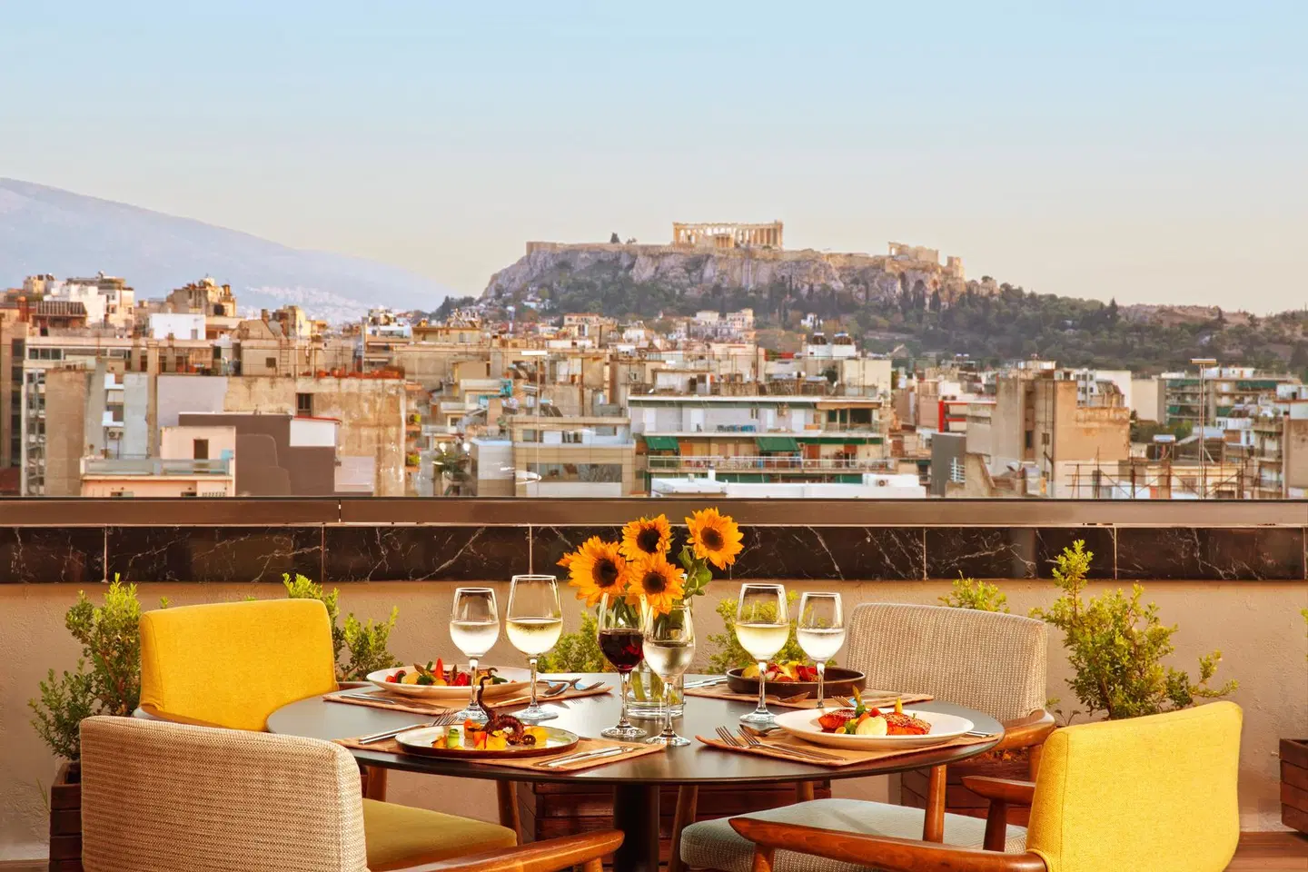Zeus Wyndham Grand Athens Terrasse