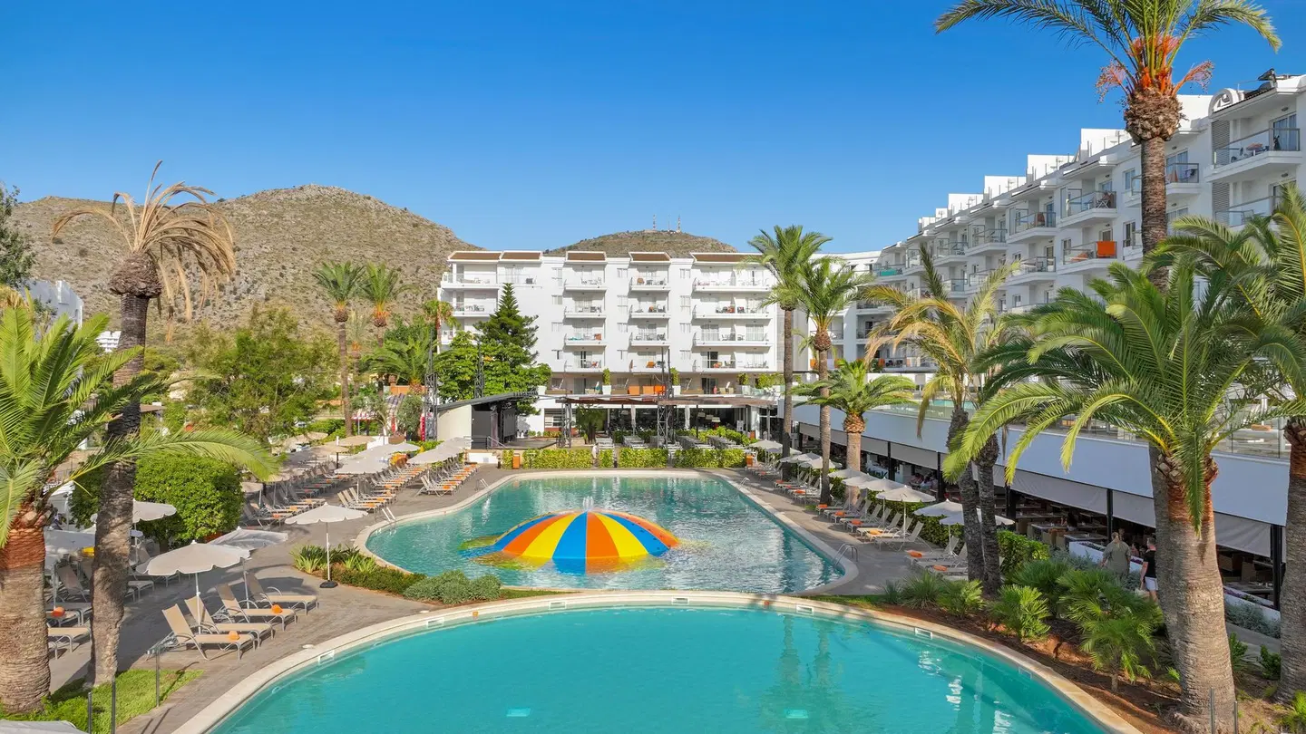 VIVA Sunrise OUTDOOR_POOL