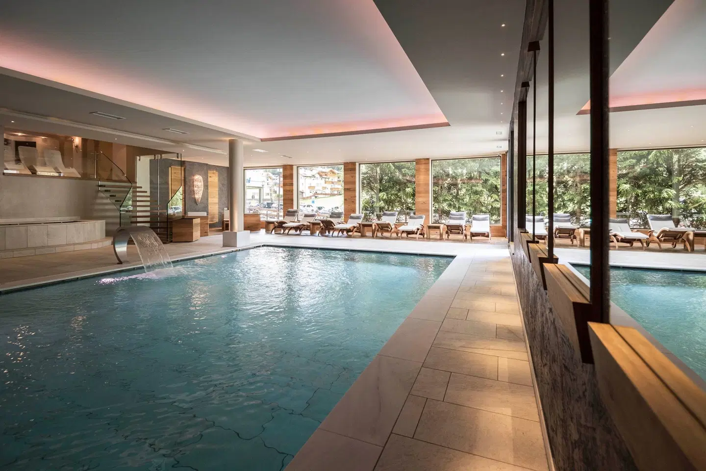 Hotel Aaritz Hallenbad