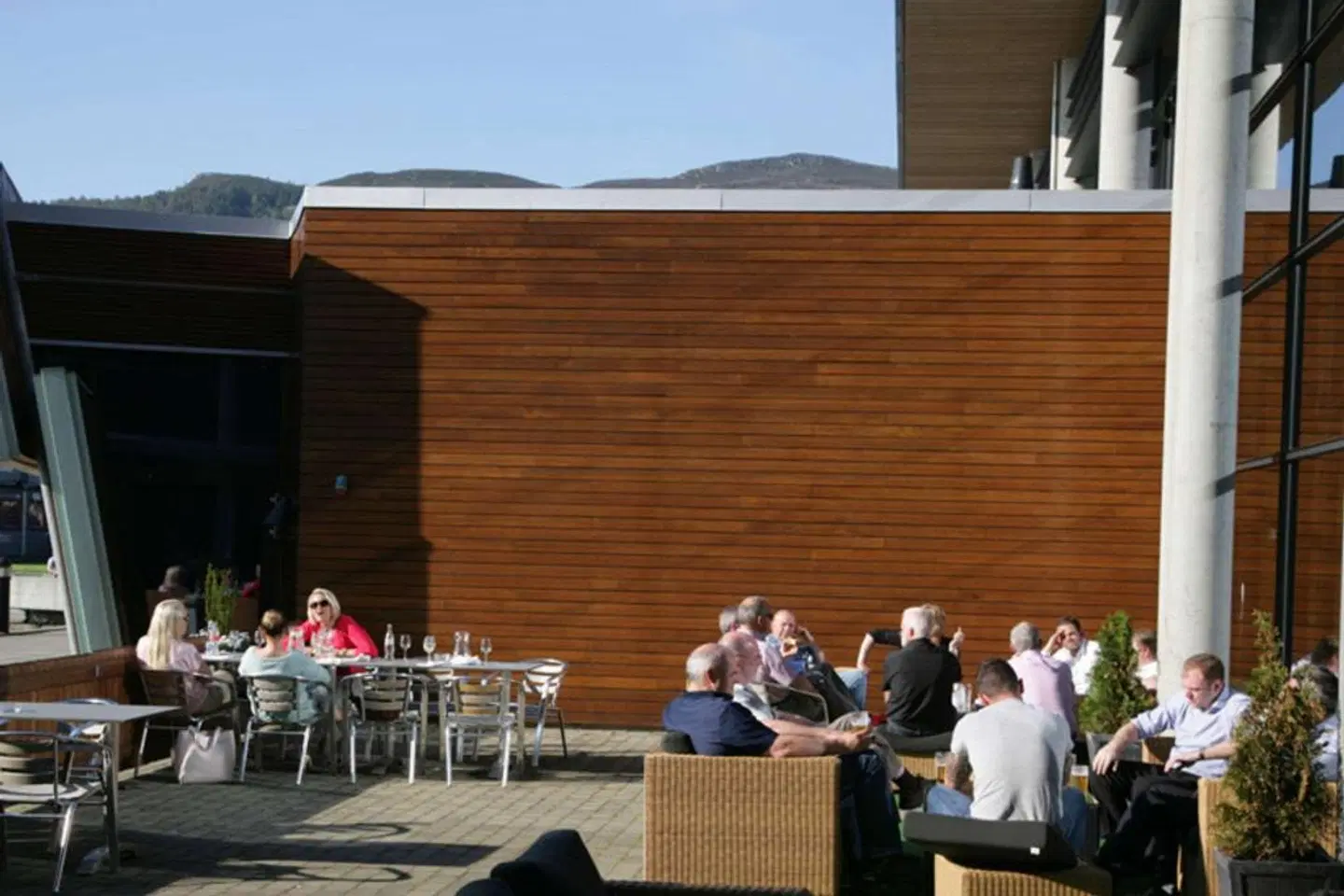 Quality Hotel Ulstein PEOPLE