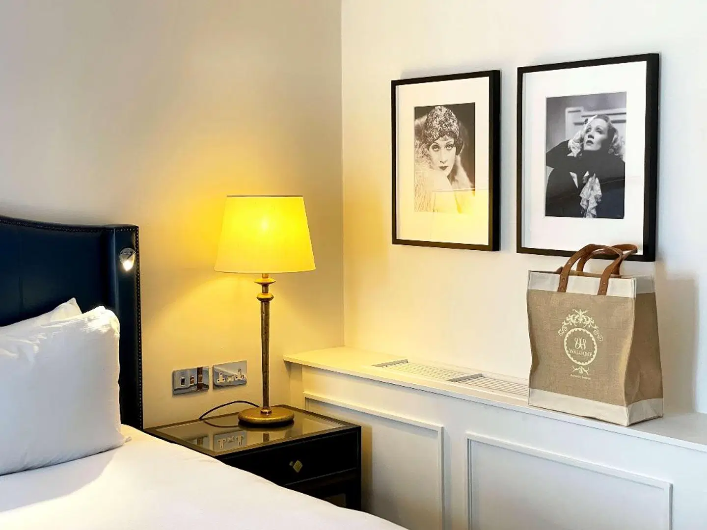 The Waldorf Hilton ROOM_EXAMPLE