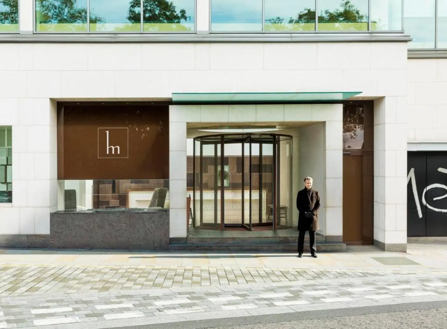 COMO Metropolitan London EXTERIOR